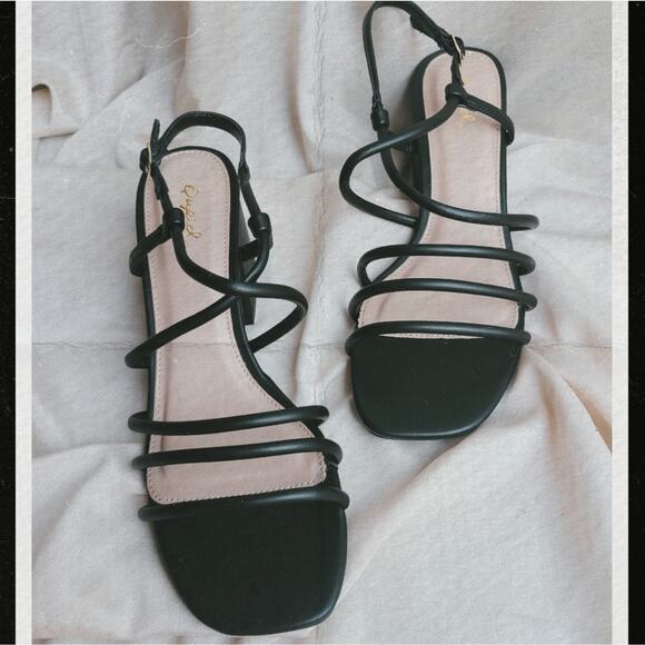 Qupid The Monica Black strappy Sandal chunky heel y2k block heel wedding party - Picture 3 of 9